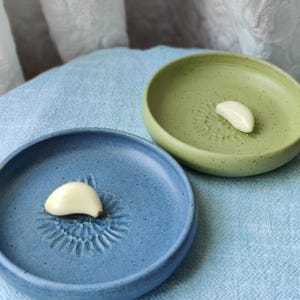 Large Hand-thrown Ceramic Garlic Grater Dipping Dish