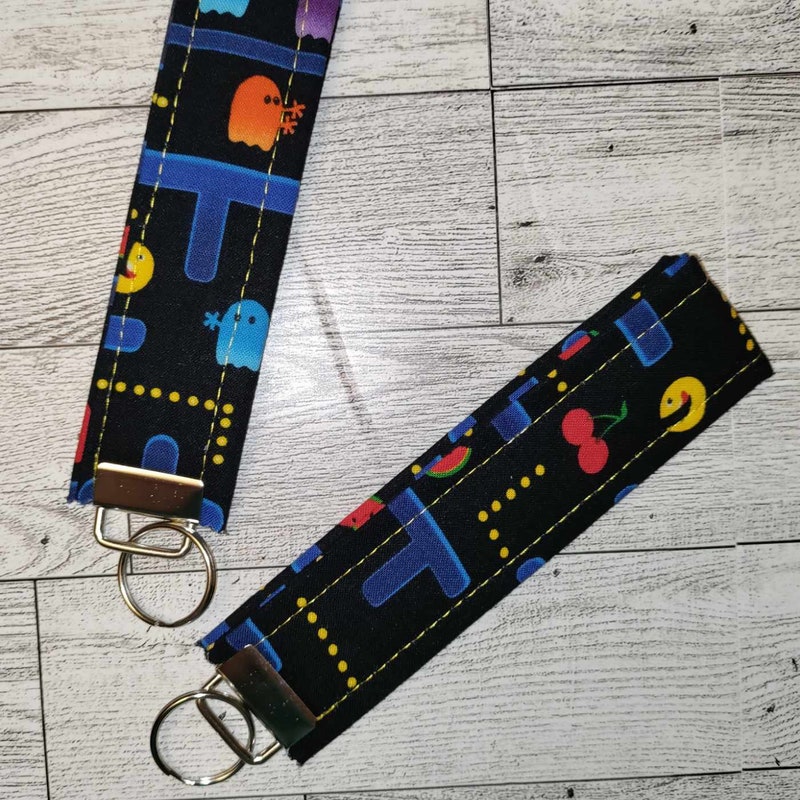 Pacman Keychain - Etsy
