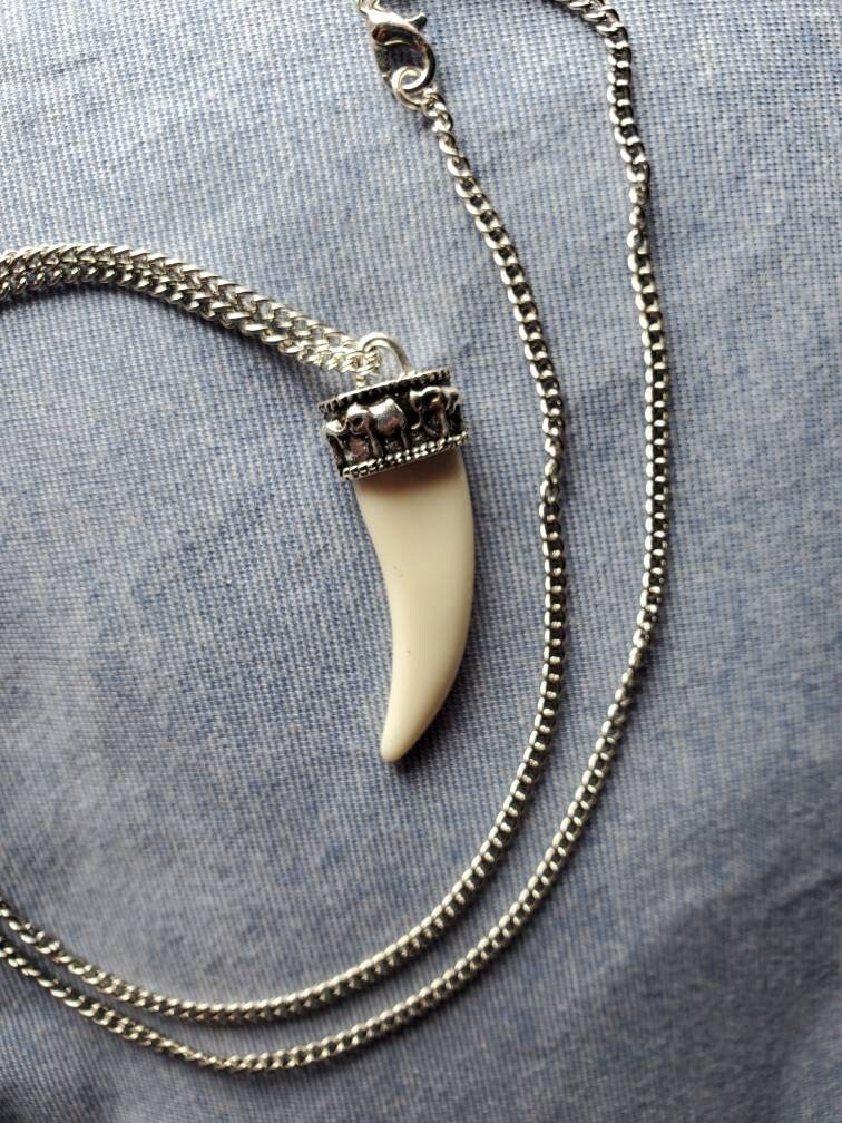 Silver Elephant Accent Resin Tooth Pendant on 18 Inch Nickel Free