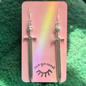 Queen of Daggers Earrings