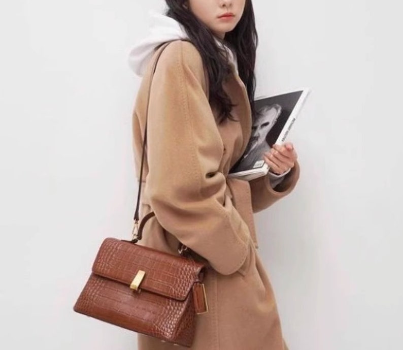 Crocodile print leather handbag,Women's Briefcase,White/Brown image 2