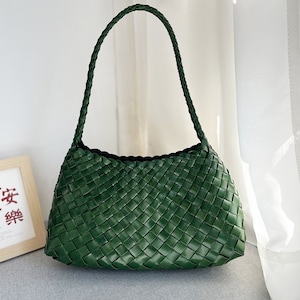 Bolso de mano de cuero tejido hecho a mano, bolso HOBO para damas tejidas a mano, bolso de vacaciones de verano green