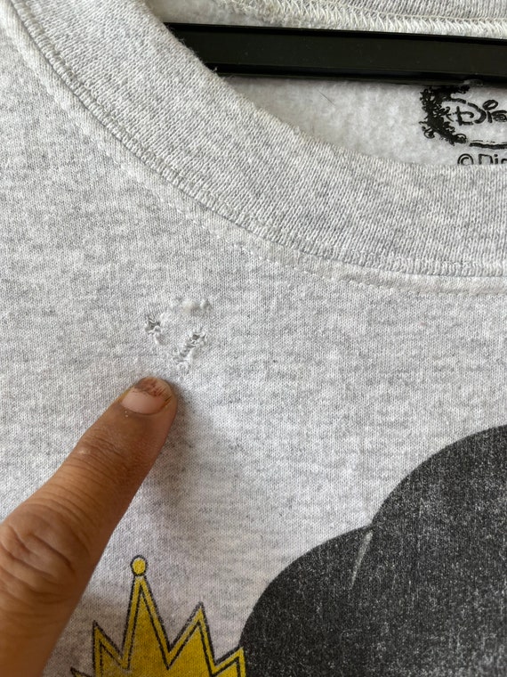 Vintage SNOW WHITE Sweatshirt Jumper Big Logo Spe… - image 10