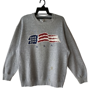 Vintage 90’s USA Flag Sweatshirt Vintage Big Logo Usa Flag Crewneck Big Logo United State Of America Pullover Sweater Large Size (L)