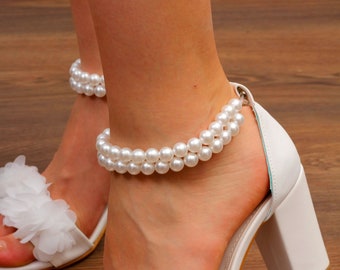 White Wedding Shoes with Pearls, Wedding Block Heels, Elegant Bridal Heels, Floral White Wedding Shoes, Handmade Bridal Shoes