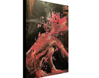 Puede incluir: Una pintura de una figura humanoide rosa con una cara grotesca y una expresión amenazante. La figura está agachada, con los brazos extendidos. El fondo es negro.