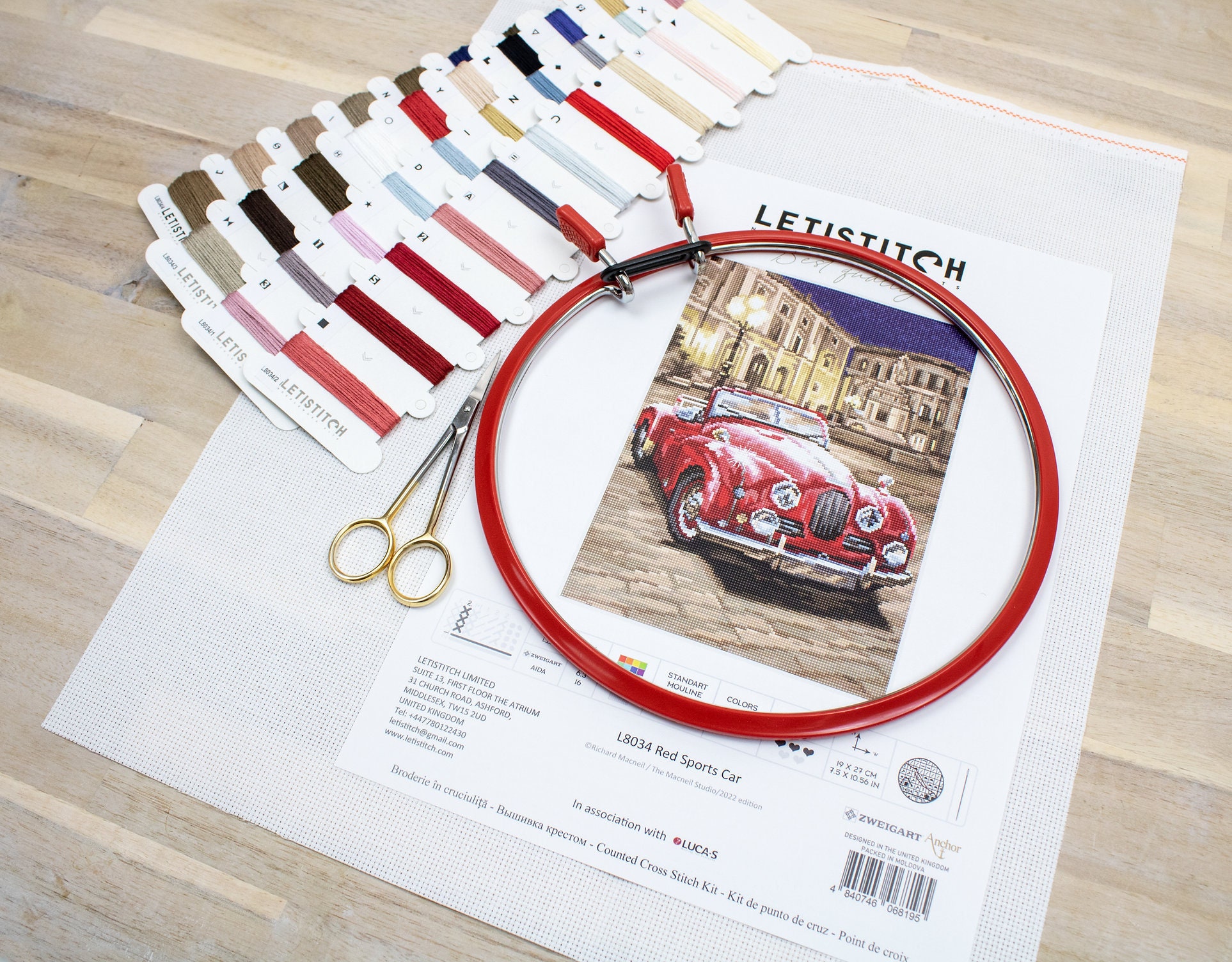 Broderie Leti Stitch Voiture de sport rouge (paquet) L8034 - DIY.nl