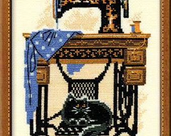 Cross Stitch Kit Riolis - Cat with Sewing Machine, R857