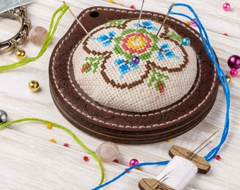 Pin Cushion Kit - Needlecraft Storage Box - Needle Storage Pin
