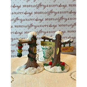Vintage Silvestri Charming Tales Street Light/Sign Accessories Dean Griff *Repaired* See pics desc.