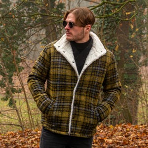 Warm men&#39;s sheep Wool plaid jacket. Country comfortable warm jacket. Warm plaid button down shirt. Great gift for him. Autumn spring jacket