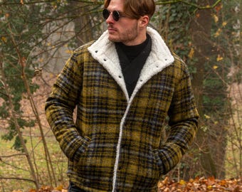 Chaqueta de lana de oveja a cuadros para hombre: con botones y forro de sherpa