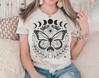 Camiseta estilo cottagecore con mariposas y fases lunares / Camiseta con mariposas y setas / Camiseta unisex estilo cottagecore