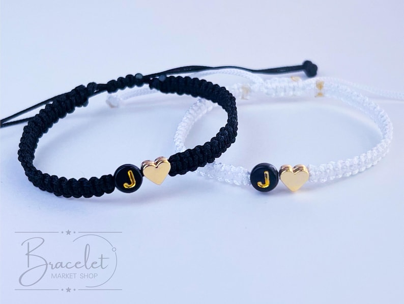 Set of 2 Personalized Couple Bracelets with Gold Heart |  Custom Partners Initial Bracelets Gift for Couple her \/ his \/ Boyfriend Girlfriend