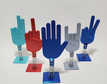 Manos temblorosas impresas en 3D para escritorio o encimera