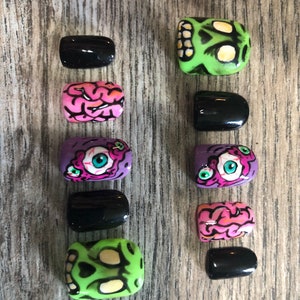 Zombie press on nails