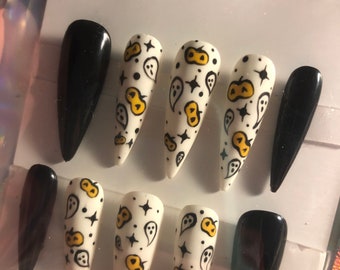 Spooky Halloween nails