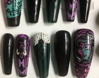 Haunted mansion inspired color changing press on nails