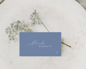 Tarjetas de lugar en azul polvoriento, plantilla para tarjeta de nombre de boda en azul francés, etiquetas imprimibles para nombres de mesa, tarjeta de lugar de recepción en azul claro plana y de carpa -AT09