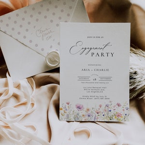 Plantilla de invitación de compromiso con flores silvestres para descargar, invitación digital a una fiesta de compromiso con flores, tarjeta de anuncio de boda con guión Canva AT13