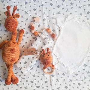 Baby Gift Box,Baby Gift Box Personalized,Baby Girl Gift Box,Welcome Baby Basket,Newborn Gift Box,Amigurumi Giraffe,Customized Gift Box,