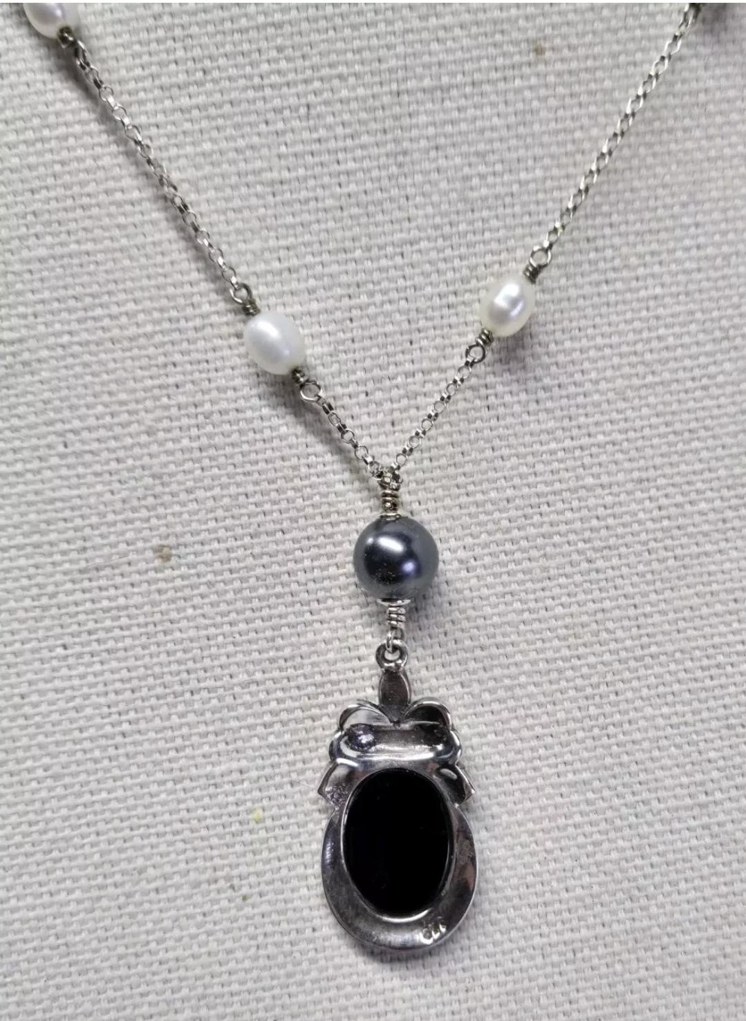 Sterling Silver Pearl Marcasite Cameo Lavalier 'Y' Pendant Necklace - Thumbnail 4