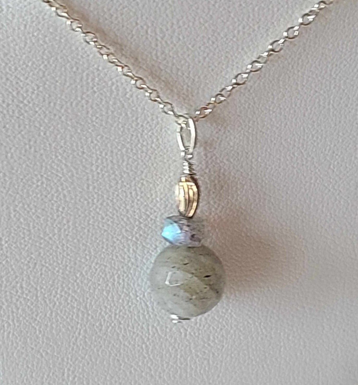 Sterling Silver Labradorite Pendant