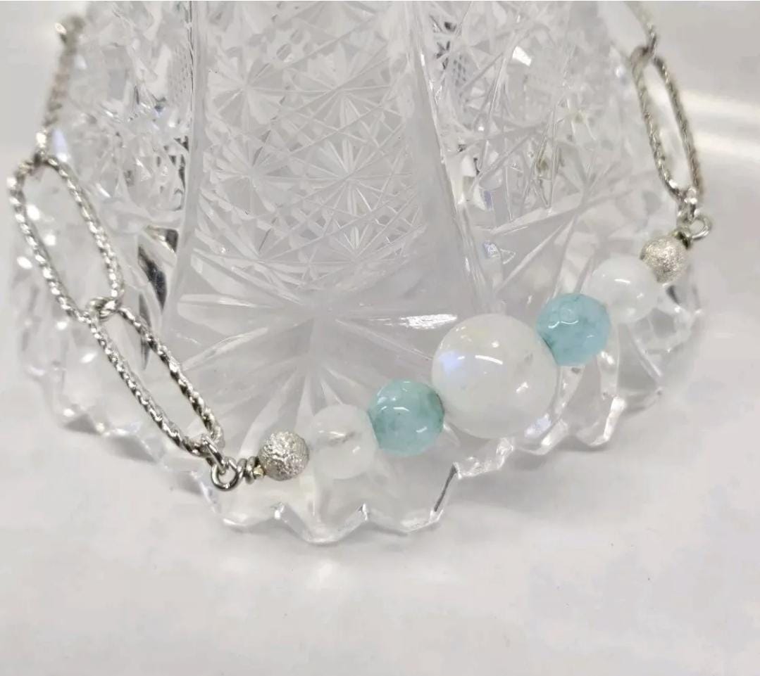 Moonstone Aqua Blue Apatite Sterling Silver Paperclip Toggle Bracelet - Thumbnail 2