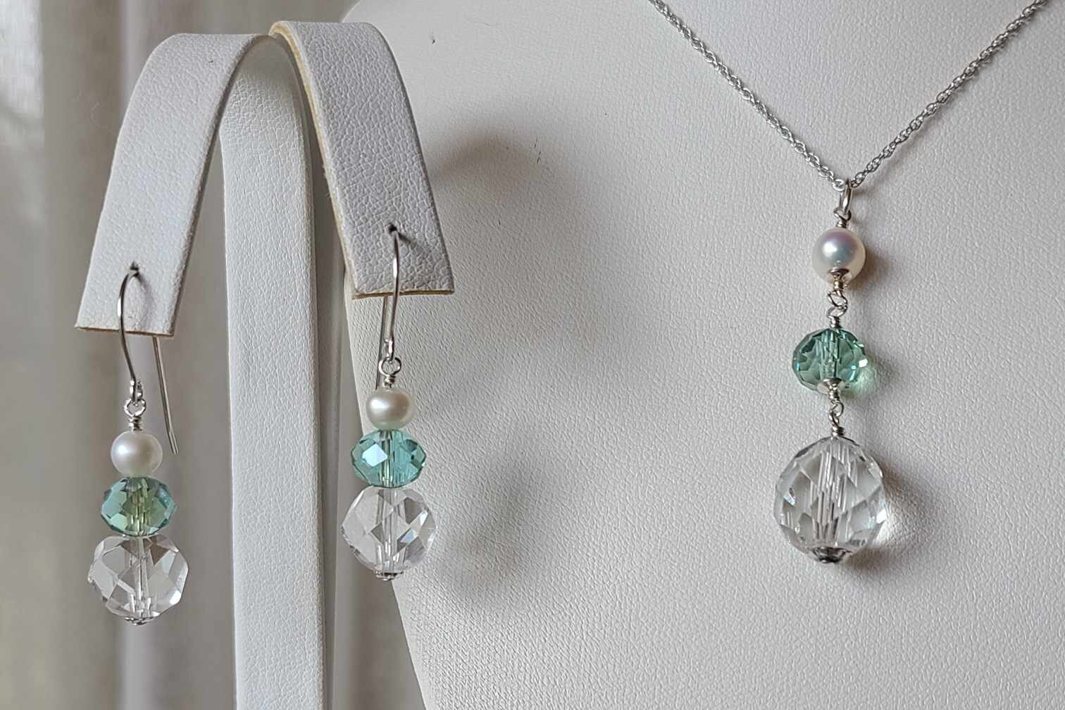 Sterling Silver Rock Quartz Crystal Freshwater Pearl Long Pendant - Thumbnail 4