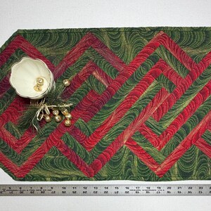 Handmade Quilted Christmas Table Runner Red Green Metallic Free Motion Quilting