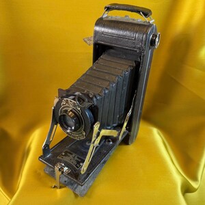 Antique Kodak No. 1A Pocket Kodak Series II Folding Camera | Ball Bearing Shutter | c. 1925–1926 | Display or Restoration