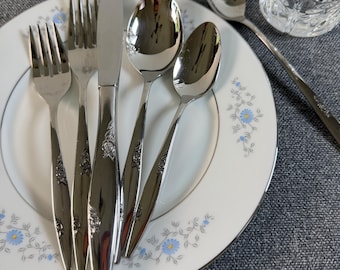Oneida Rose Duet Flatware Service for 8, 63 Piece Stainless Hostess Set USA
