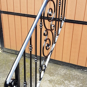 short handrail or banister made to measure & delivered all over the UK only, please read the description for details QUOTE ONLY advert