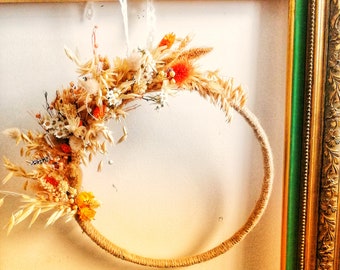 Couronne murale de fleurs séchées et stabilisées idéale décoration bohème