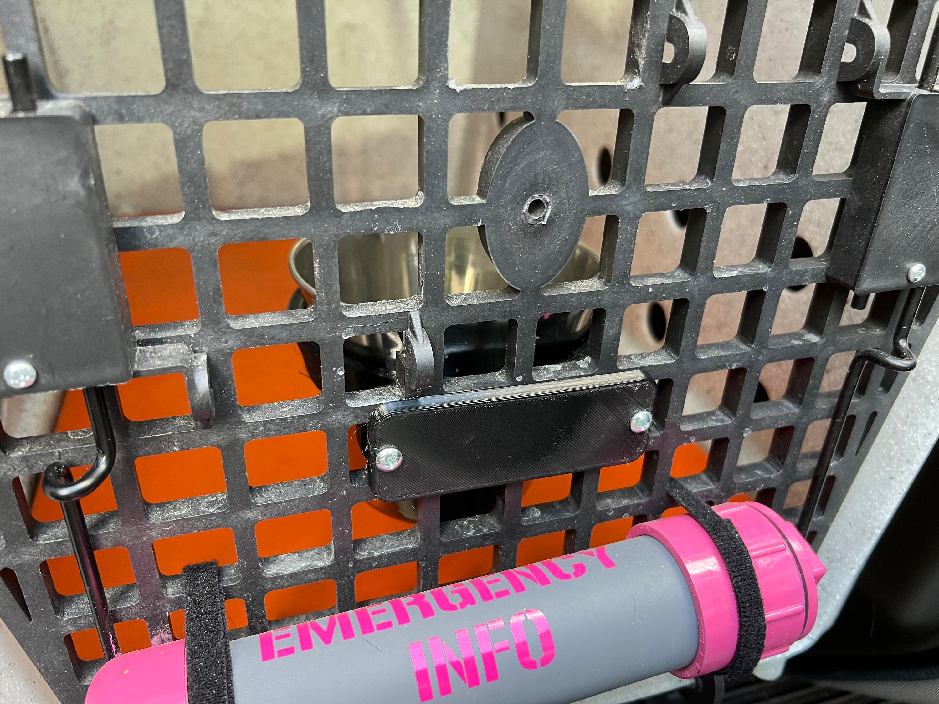 1 Qt, 2 Qt 3D Printed Dog Water Bucket Holder for Ruffland Kennels - Etsy