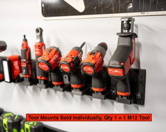 Un portaherramientas Milwaukee M12 de montaje en pared (5 estilos disponibles) impreso en 3D