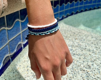 Handmade set of 4 surfer bracelets in blue tones, Friendship bracelet set, Woven bracelet set, Macrame bracelet set, Surf style