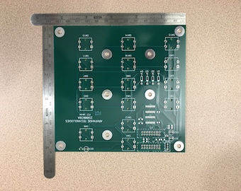 Recycled circuit board (PCB): Perfect for DIY Clocks!
