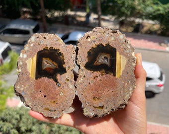 Banded Thunderegg Turkish Cut Agate From Cubuk Town, Susuz Village