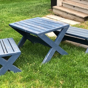 Kids Picnic Table and Bench Woodworking Plans