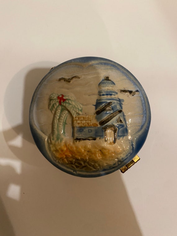 Porcelain lighthouse jewelry box Gem