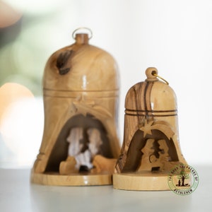 Glocke Krippe Ornament, hölzerne Weihnachtsbaumschmuck, Krippe Ornament, Olivenholz Ornament handgefertigt im Heiligen Land, Weihnachtsdekor