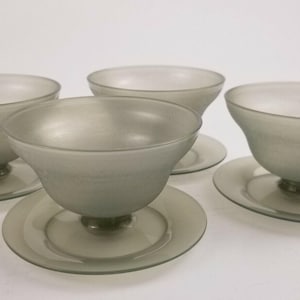 Ensemble de 4 tasses à dessert / crème glacée Tupperware, gris argenté, sans couvercle, environ 120 g