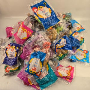 Lot of 105 VINTAGE McDonald&#39;s Happy Meal Teenie Beanie Babies Yrs 1998, 1999