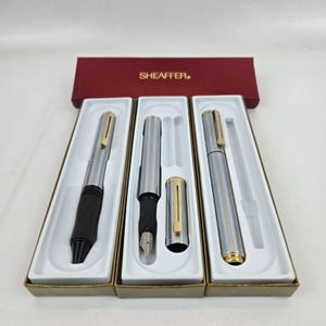 Set Sheaffer Award Chrome & Gold Pens Rollerball, Fountain, Ball Point 1990s VTG
