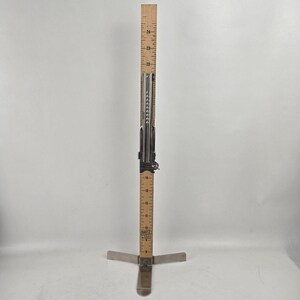 Vintage Dritz Skirt Marker Hem Sewing Tool Hem Marker Adjustable Mount 24.5"