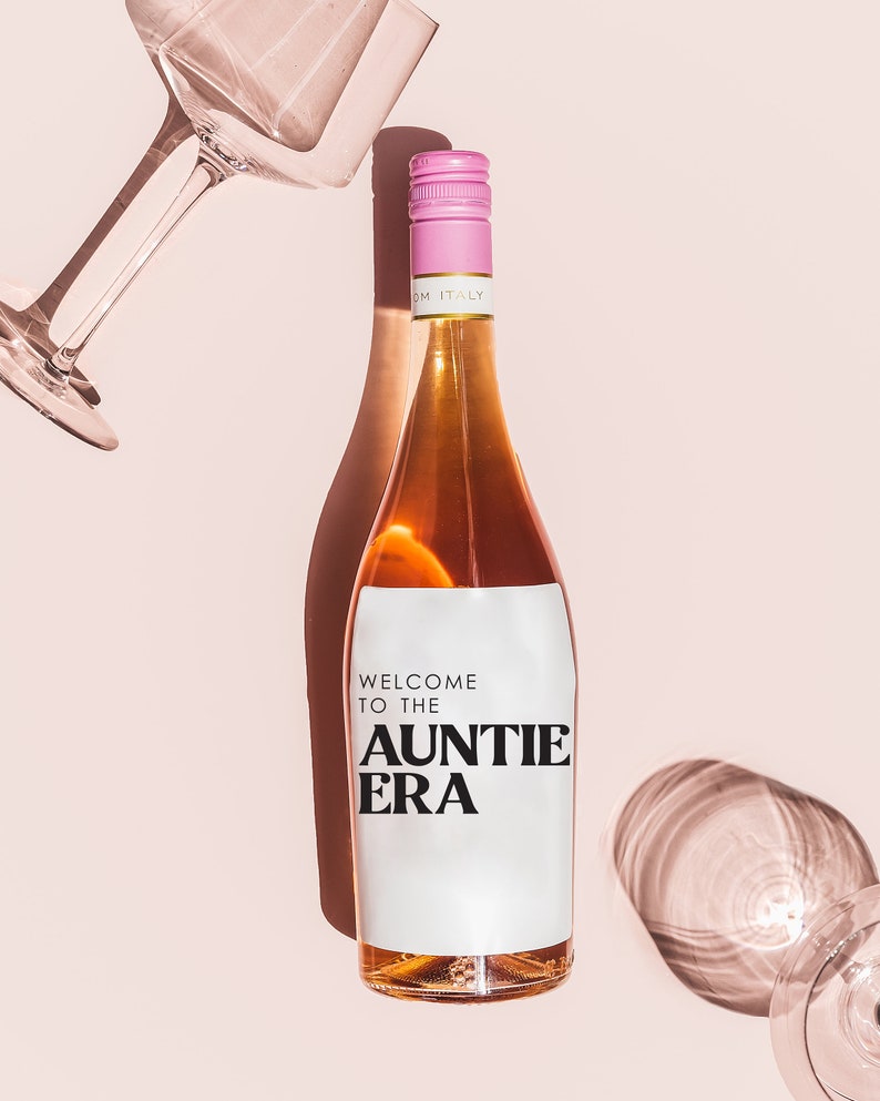 Baby Announcement Wine Label,NEW AUNT GIFT, Cool Aunts Club,Pregnancy Announcement, Gift for Auntie, New Aunt Wine Label, Becoming an Auntie image 8