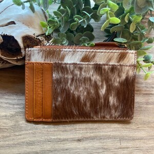 Cartera pequeña de piel de vaca con tarjetero para tarjetas de crédito, estilo western, con panel de bolso Myra