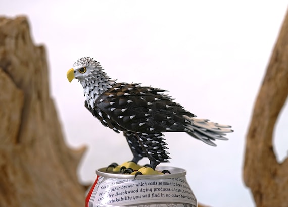 Figura De Águila Realista De PVC – Modelo De Halcón Pintado A Mano De 7.7 Cm – Coleccionable Decorativo Para Amantes De La Naturaleza