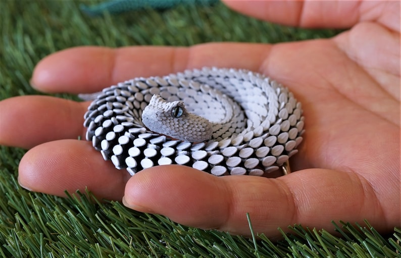 Figurine serpent Modèle articulé Viper Animal jouet Petit image 1